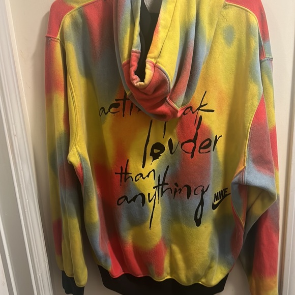 Colorful Nike hoodie - Picture 4 of 4